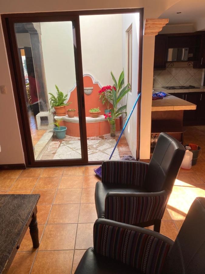 Suite Don Pedro: Hermoso Loft Con Parqueo Gratis! Antigua Ngoại thất bức ảnh
